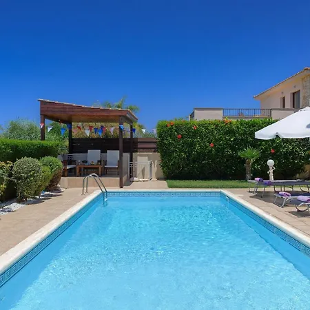 Luxury Coral Bay Shanta 3 Bedroom Distant Sea Views Location Villa Pégeia