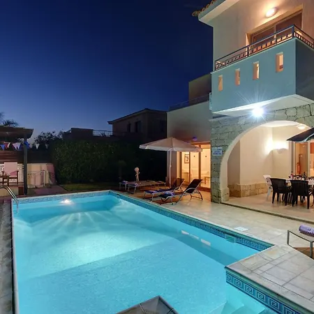 Luxury Coral Bay Shanta 3 Bedroom Distant Sea Views Location Pégeia