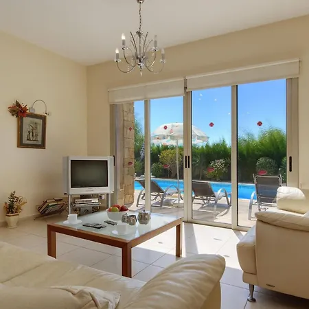 Luxury Coral Bay Shanta 3 Bedroom Distant Sea Views וילה *