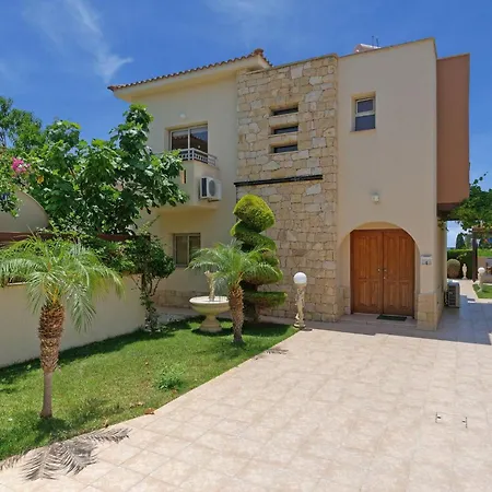 Luxury Coral Bay Shanta 3 Bedroom Distant Sea Views וילה פאהיה