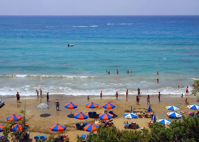 Luxury Coral Bay Shanta 3 Bedroom Distant Sea Views Pegeia